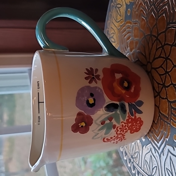 The Pioneer Woman Other - Pioneer Woman 1 quart pitcher with turquoise detail.